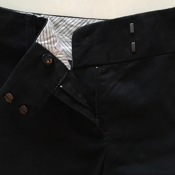 🎉🎉🎉Bundle and save🎉🎉🎉 LOFT Black Shorts - Picture 4 of 5